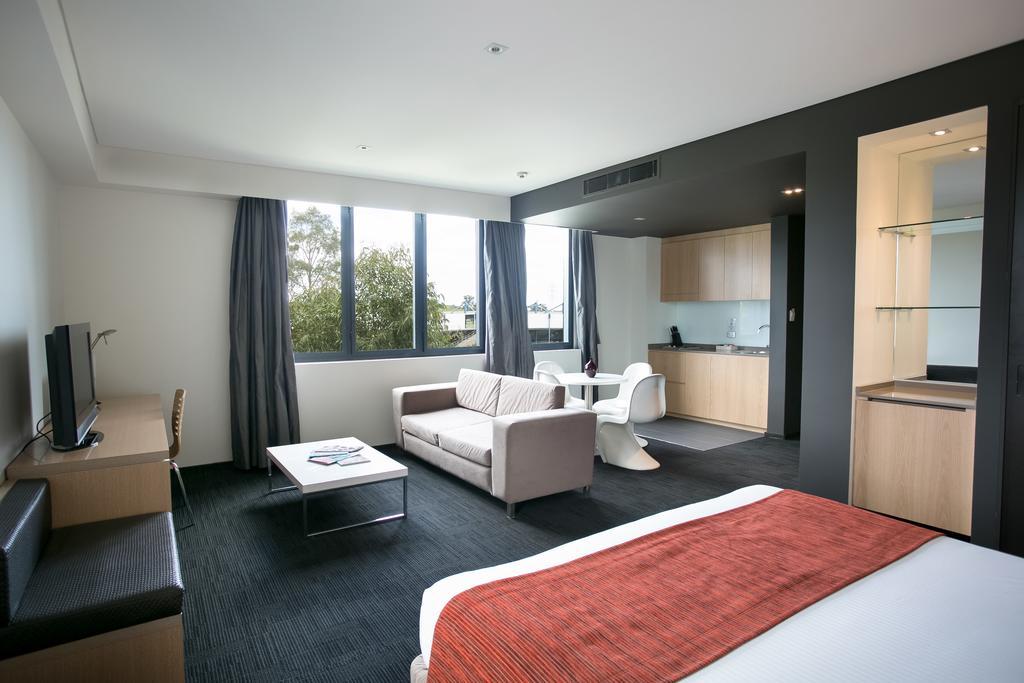 Alpha Hotel Eastern Creek Exteriör bild